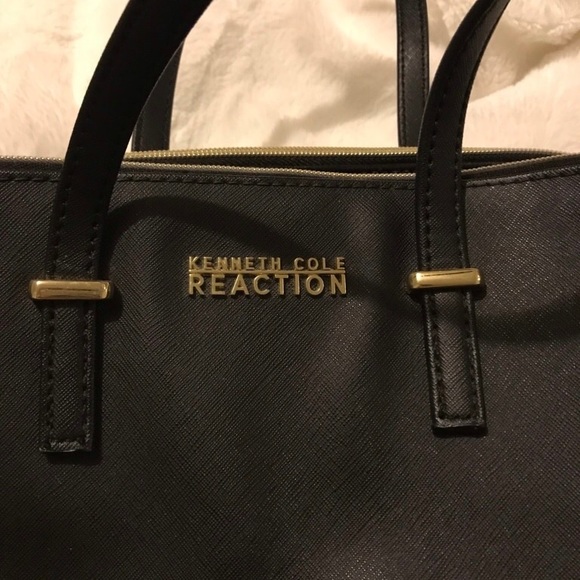 Kenneth Cole purse - Picture 3 of 6